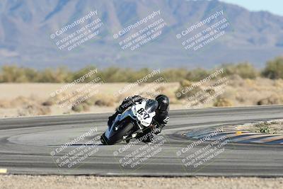 media/Dec-06-2025-CVMA (Sat) [[4a896cc04c]]/Race 8- Formula 40 MW and LW/